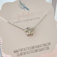 Load image into Gallery viewer, Magic Pumpkin Leaf Bow Necklace