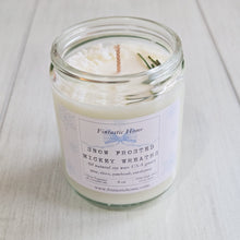 Load image into Gallery viewer, Snow Frosted Wreath Candle