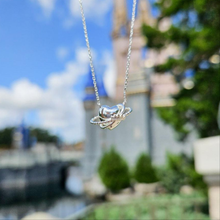 Load image into Gallery viewer, True Love's Kiss Necklace