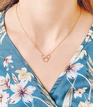 Load image into Gallery viewer, Flower Wreath Necklace