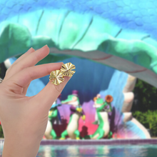 Load image into Gallery viewer, Lily Pad Earrings