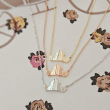 Load image into Gallery viewer, Crown of Your Dreams Necklace