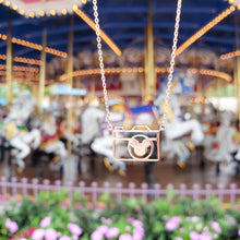 Load image into Gallery viewer, Snap  the Magic Necklace