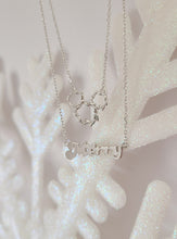 Load image into Gallery viewer, Magic Christmas Wreath Necklace